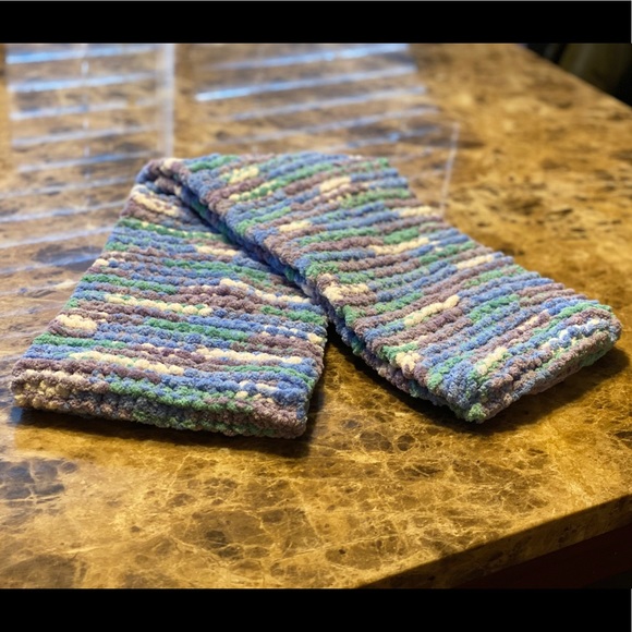 Infinity Scarf - Picture 4 of 5